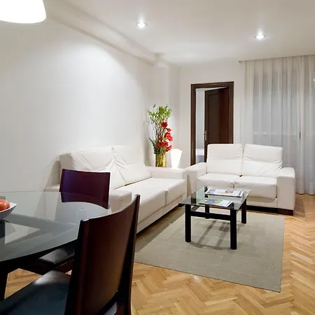 Apartamentos Mendebaldea Suites-3