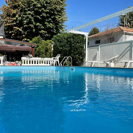 Hotel Apis-3