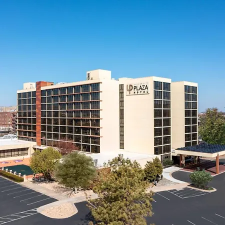 University Plaza Hotel-3