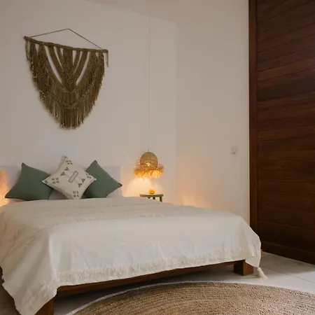 The Bed By The Sea-3