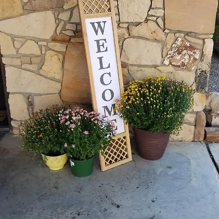 Golden Arrow Motel-2