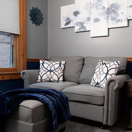 Riverboat Suites-2