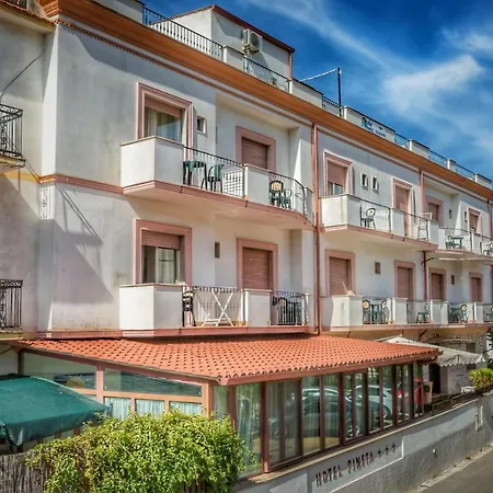 Hotel Pineta-3