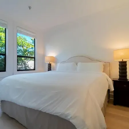 New 1 Bdrm Palm Beach Haven- Unit 2224-2