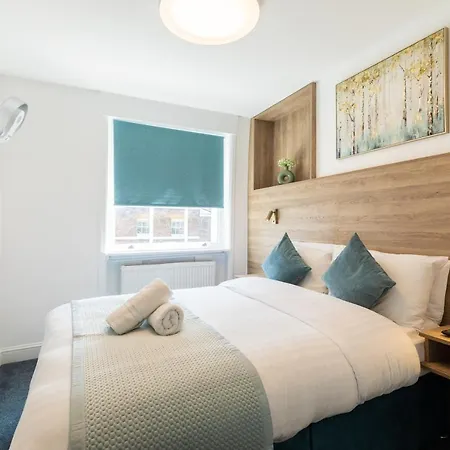 Griffin House Hotel-3