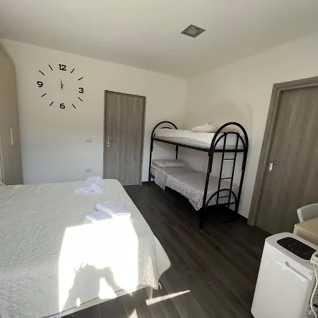 B&B Tucci-2
