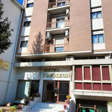 Hotel Napoleon-3