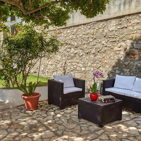 Villa Giardini Luxury Room-2