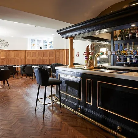 The Crown Hotel-2