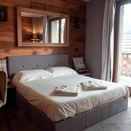 Chalet Everest - Luxury Apartments-2