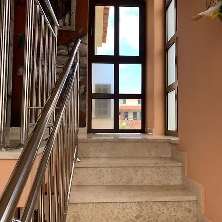 Apartments And Rooms Heisenberg 2-2