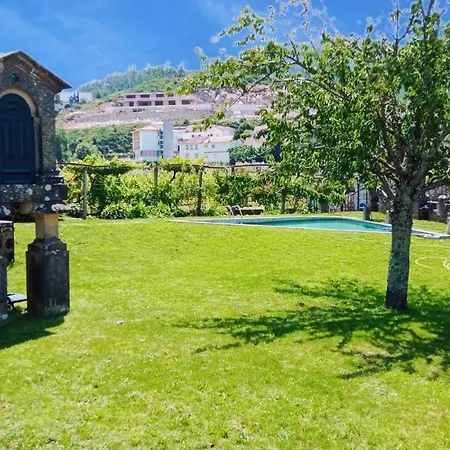 Casa de Santa Bárbara - Cinfães-2