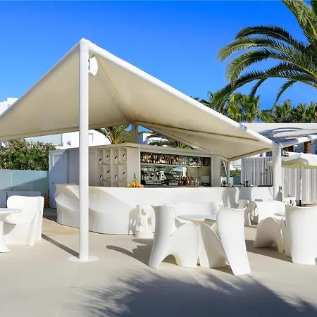Blanco Hotel Formentera-3