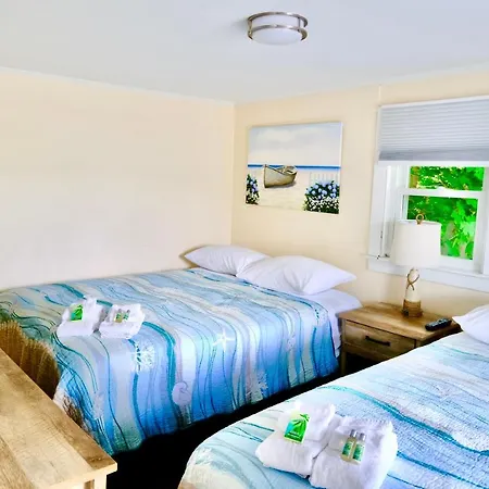 The Landings Inn And Cottages At Old Orchard Beach-2