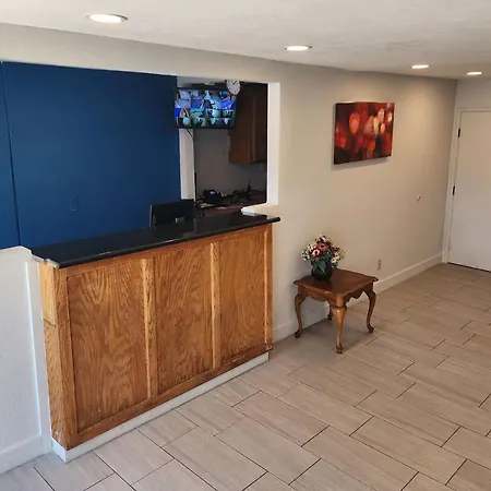 Travelodge By Wyndham Stockton-2