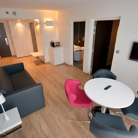 Holiday Inn Dijon Toison D'Or By Ihg-3