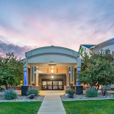 Holiday Inn Express Hotel & Suites Gillette By Ihg-3