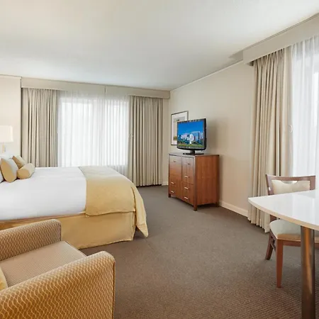 Intercontinental Suites Hotel Cleveland By Ihg-3