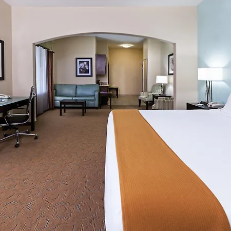 Holiday Inn Express & Suites Victoria By Ihg-2