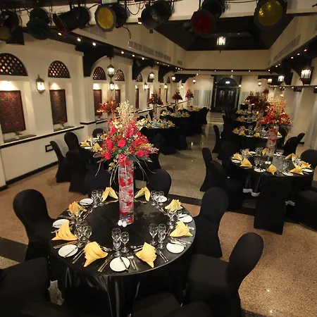 Arabian Courtyard Hotel & Spa-3