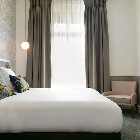 Continental Hotel-2