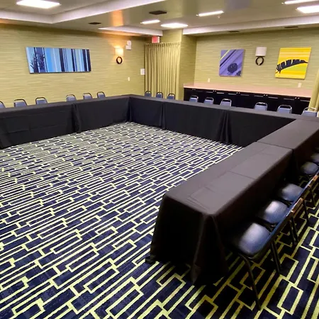 Holiday Inn Express & Suites Plant City By Ihg-2