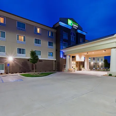 Holiday Inn Express Hotel & Suites Salina By Ihg-3
