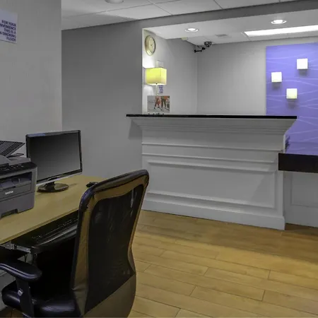 Holiday Inn Express - Chester By Ihg-2