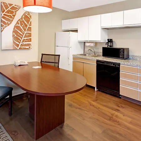 Mainstay Suites Hartford Meriden-2