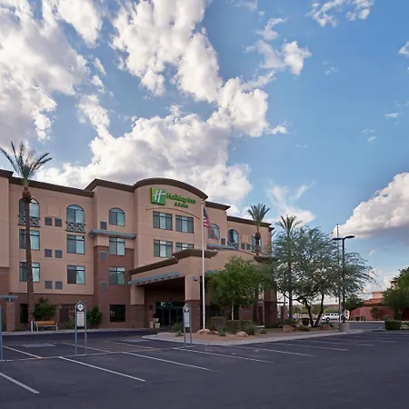 Holiday Inn & Suites Goodyear - West Phoenix Area By Ihg-3