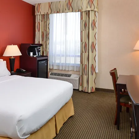 Holiday Inn Express Hotel & Suites Harrison-3