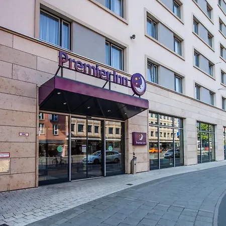 Premier Inn Nürnberg City Centre-2