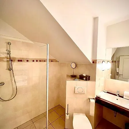 Hotel zur Römerbrücke-3