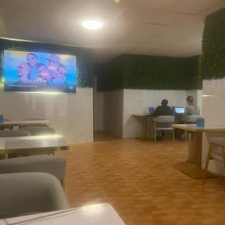 Limin Hostel Capsules-3