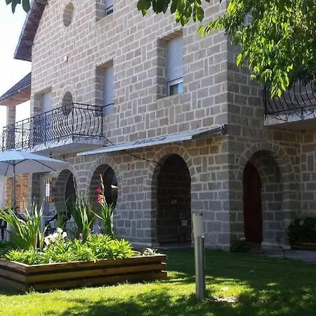 Hotel Miranda Do Douro-2
