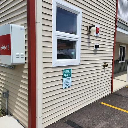 Stay Inn Niagara Falls Vacation Studios-3