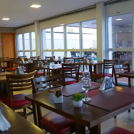 Oiti Hotel - Gurupi-3