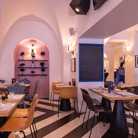 The Originals Boutique Hotel Le Lion Clermont-Ferrand-3