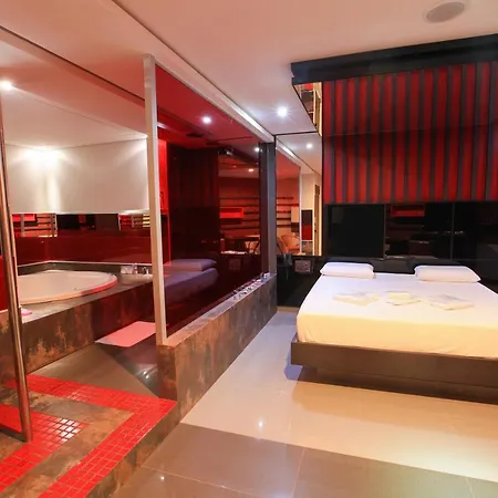 Frenesi Motel Rondon-3