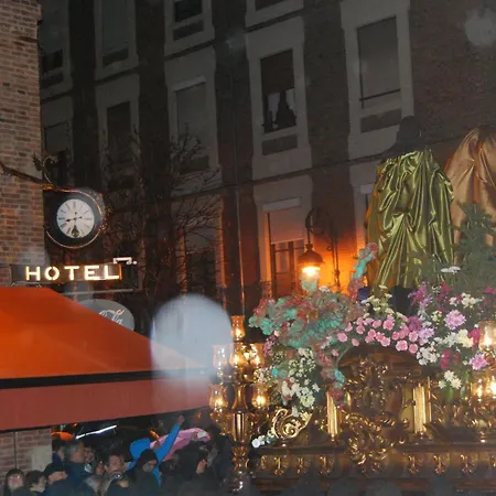 Hotel Spa QH Centro León-2