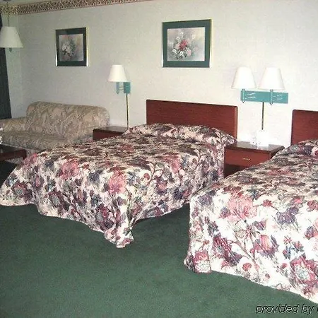 Yorktown Motor Lodge-2