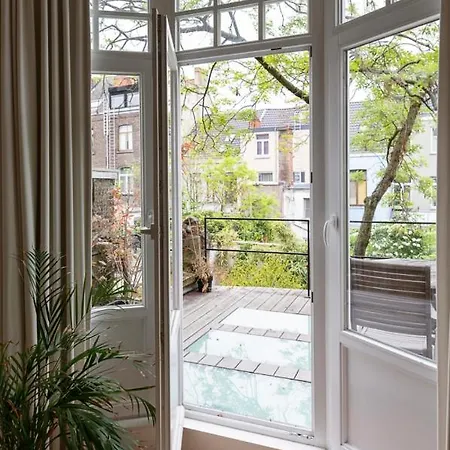 Bohemian City Loft-3