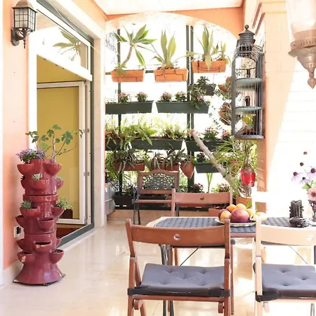 Lx Factory Guest House-3