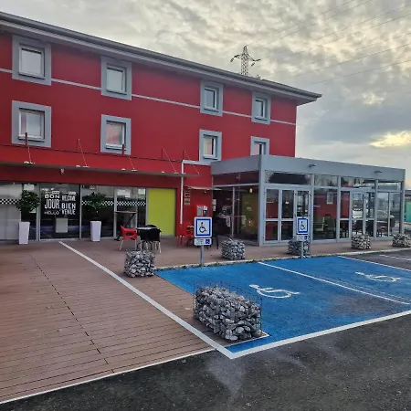 Enzo Hotels Reims Tinqueux by Kyriad Direct-3