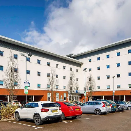 Ibis Budget Cardiff Centre-3