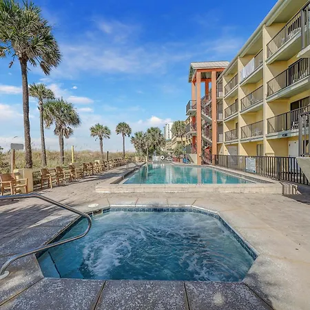 Ramada By Wyndham Panama City Beach / Beachfront-3