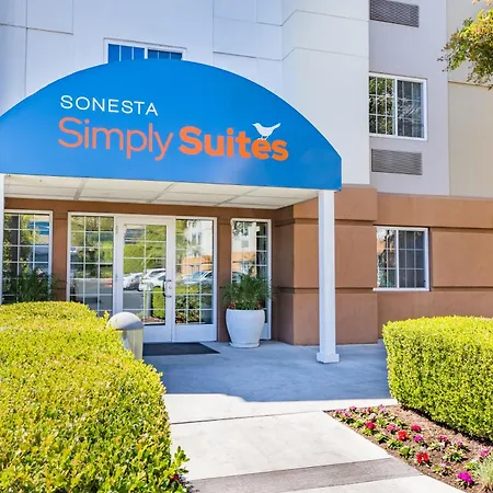 Sonesta Simply Suites Memphis East Poplar Pike-3