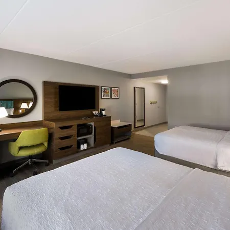 Hampton Inn And Suites Fredericksburg-2