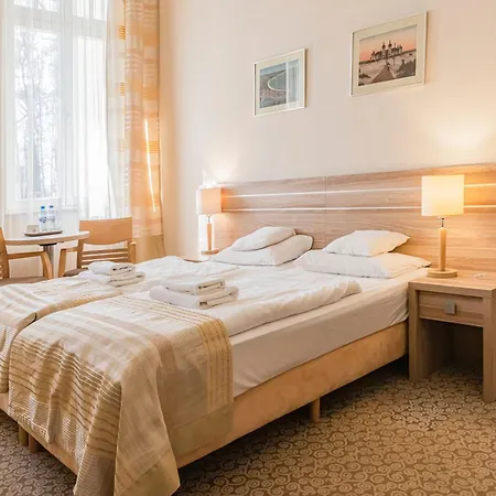 Hotel Cesarskie Ogrody-3