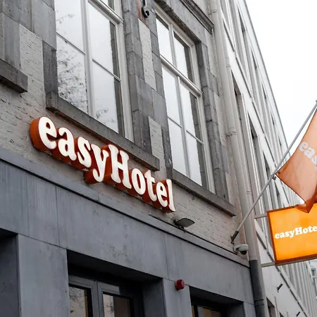 Easyhotel Maastricht City Centre-3